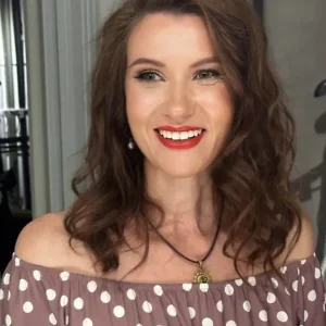 Анна Стукалова