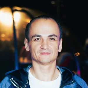 Антон Дмитриев